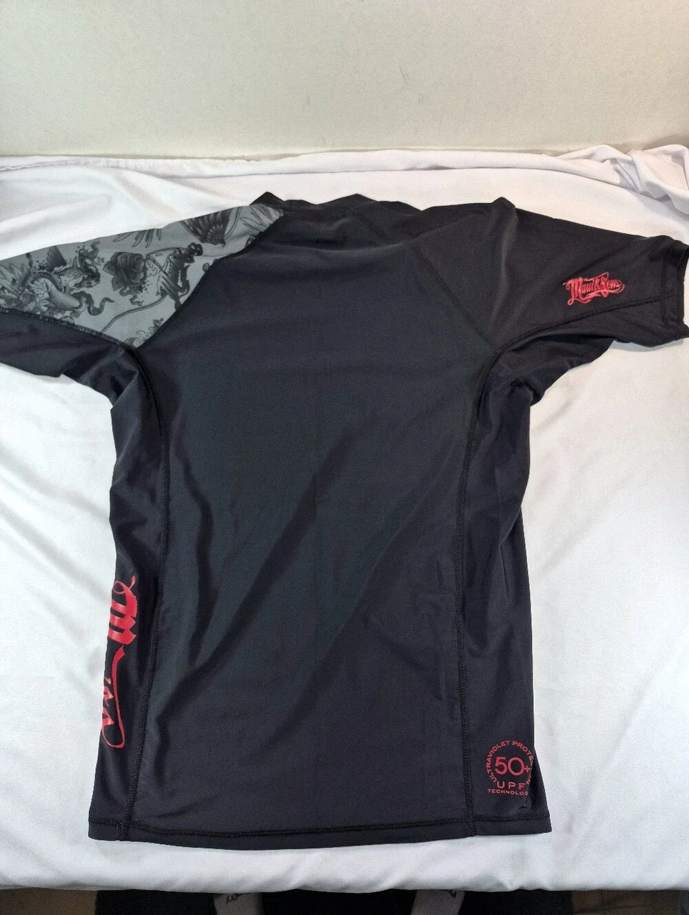 Y2K Maui & Sons Black Short Sleeve Surf Rash Guard Medium Swim Sporty Beachwear